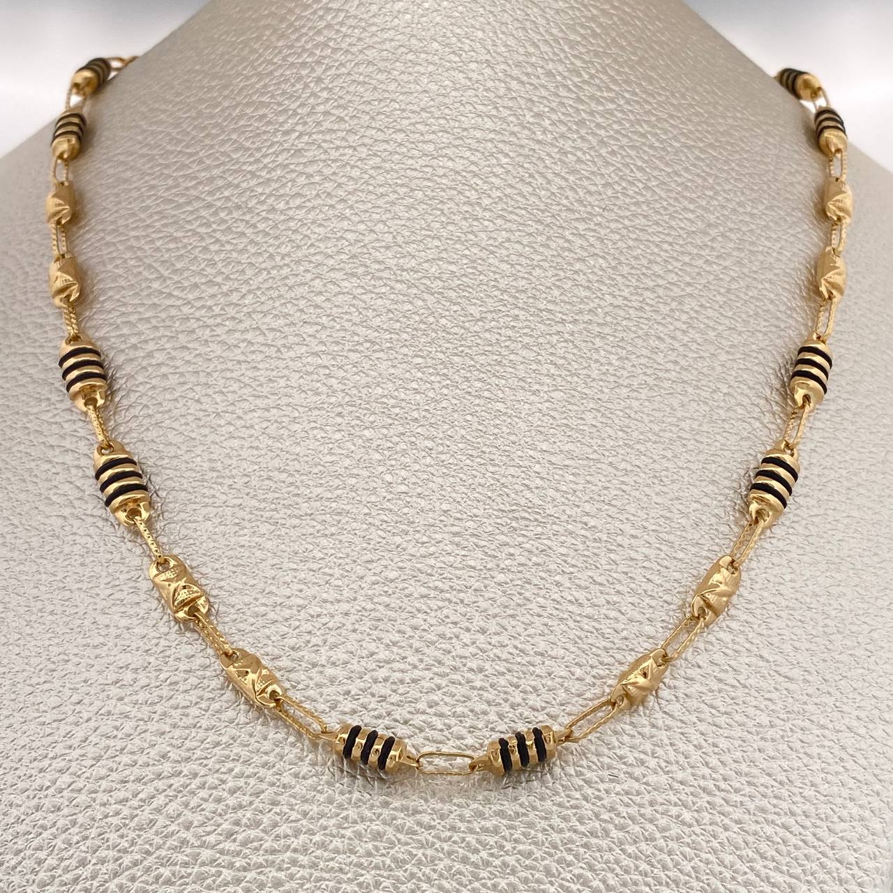 Cadena Barril 12.45gr / 24 1/2 in / 5mm Oro Amarillo 18K %