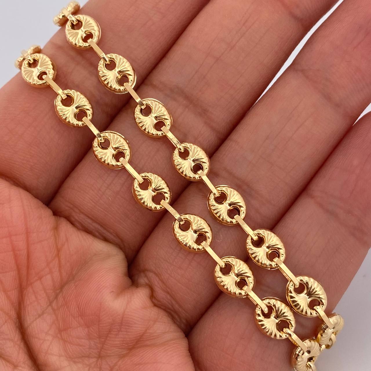 Cadena GC 9.25gr / 18 in / 5.6mm Oro Amarillo 18K %