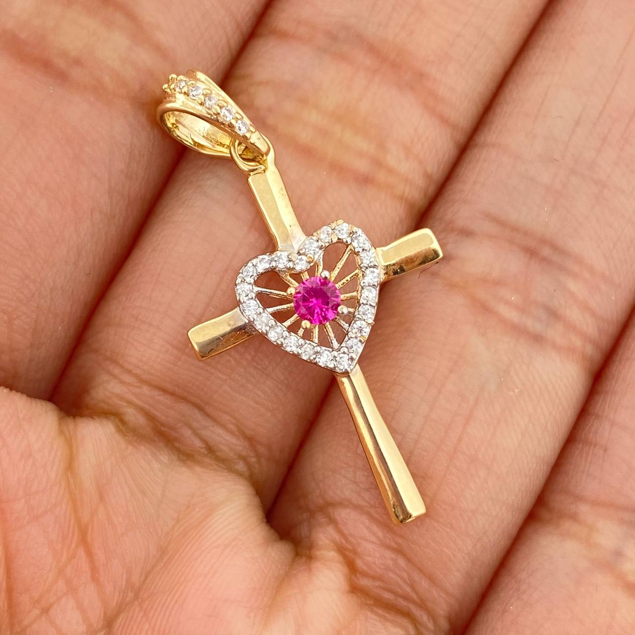 Dije Cruz Corazon 1.55gr / 1 1/2 in / Dos Oros Amarillo Blanco 18K %