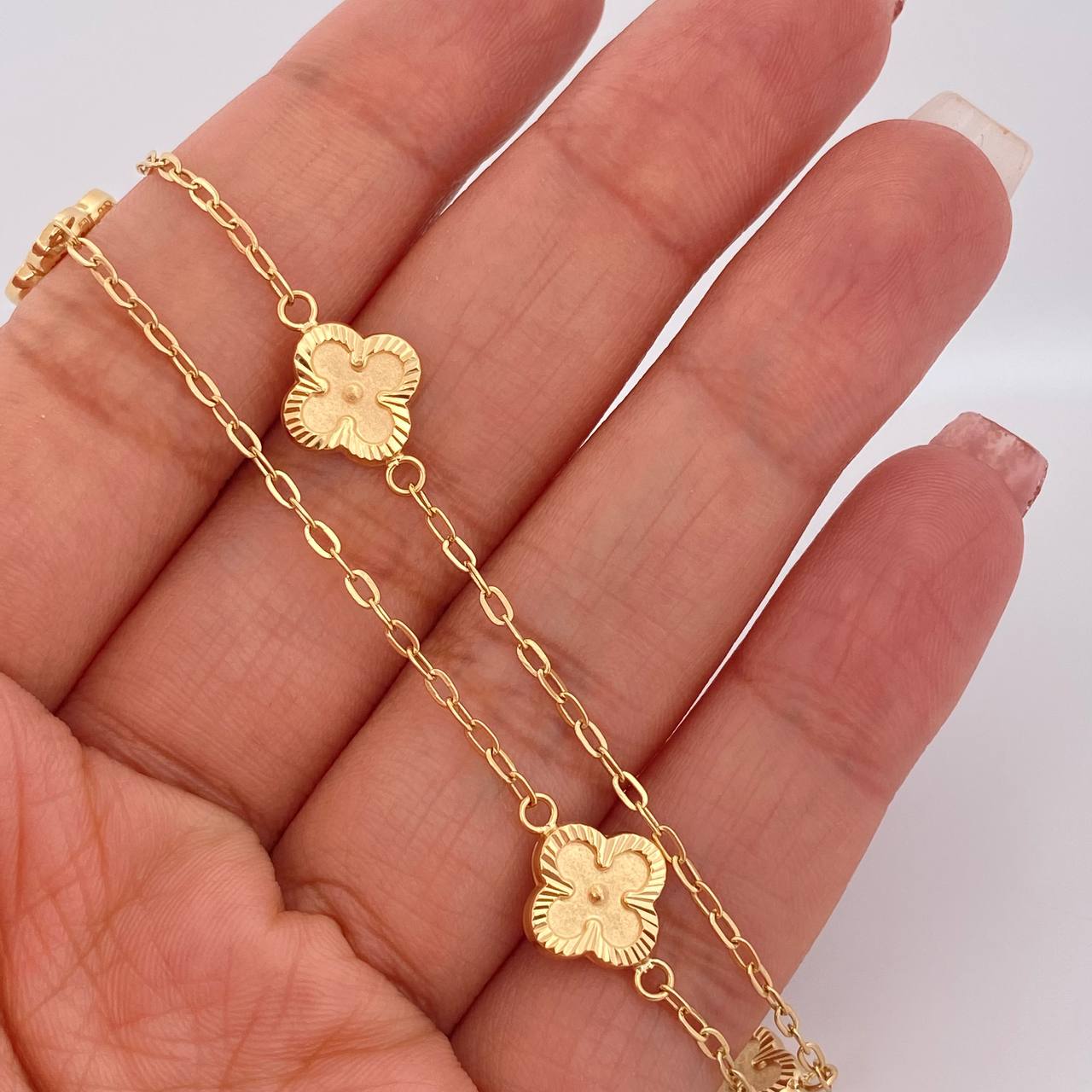 Cadena Trebol Cajon 4.85gr / 18 in / 2mm Oro Amarillo 18K &