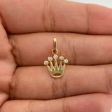 Crown Pendant 0.85gr / 1/2 in / 18K Yellow Gold &