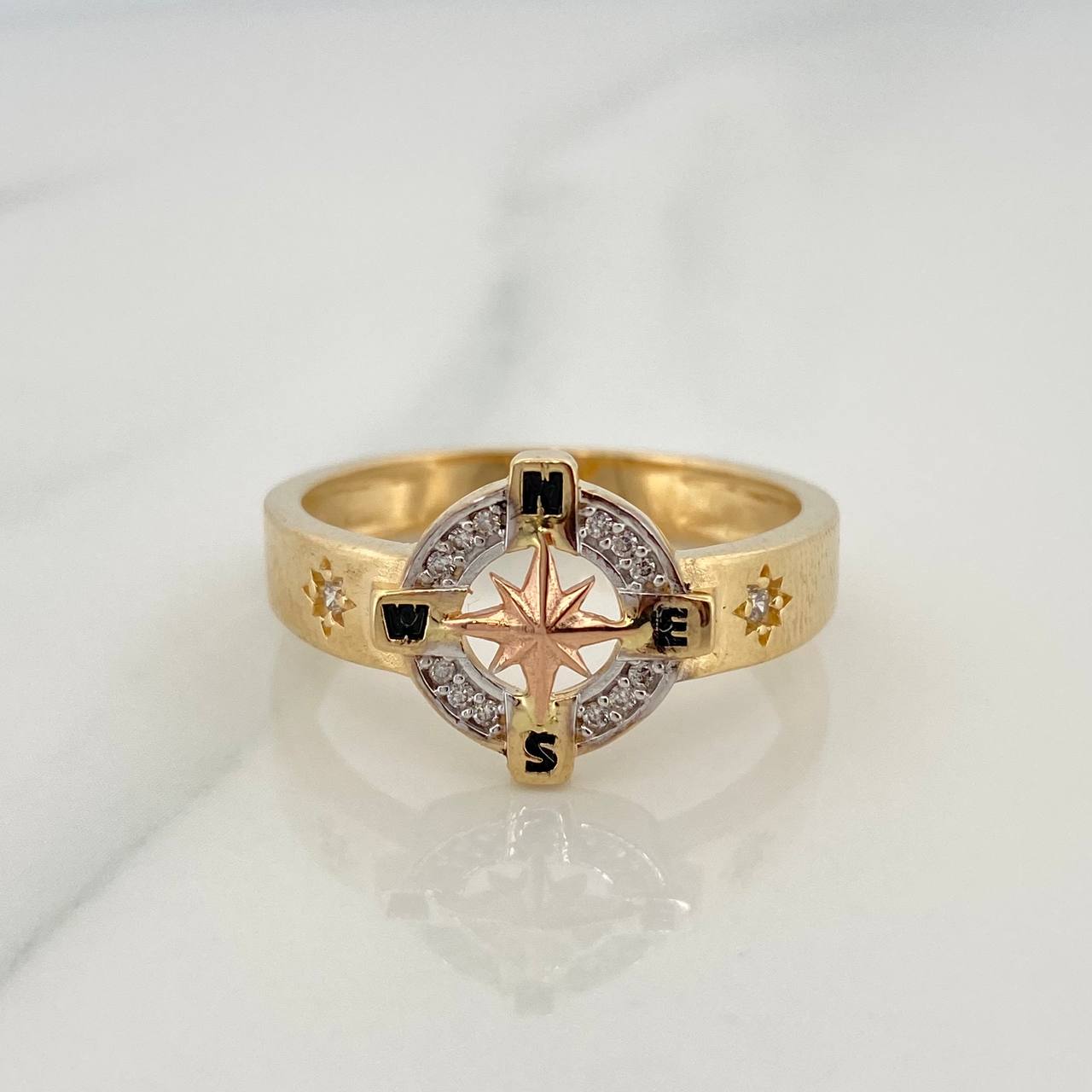 Anillo Estrella Cardinal 5.8gr / T10 1/2 / Dos Oros Amarillo Blanco 18K &