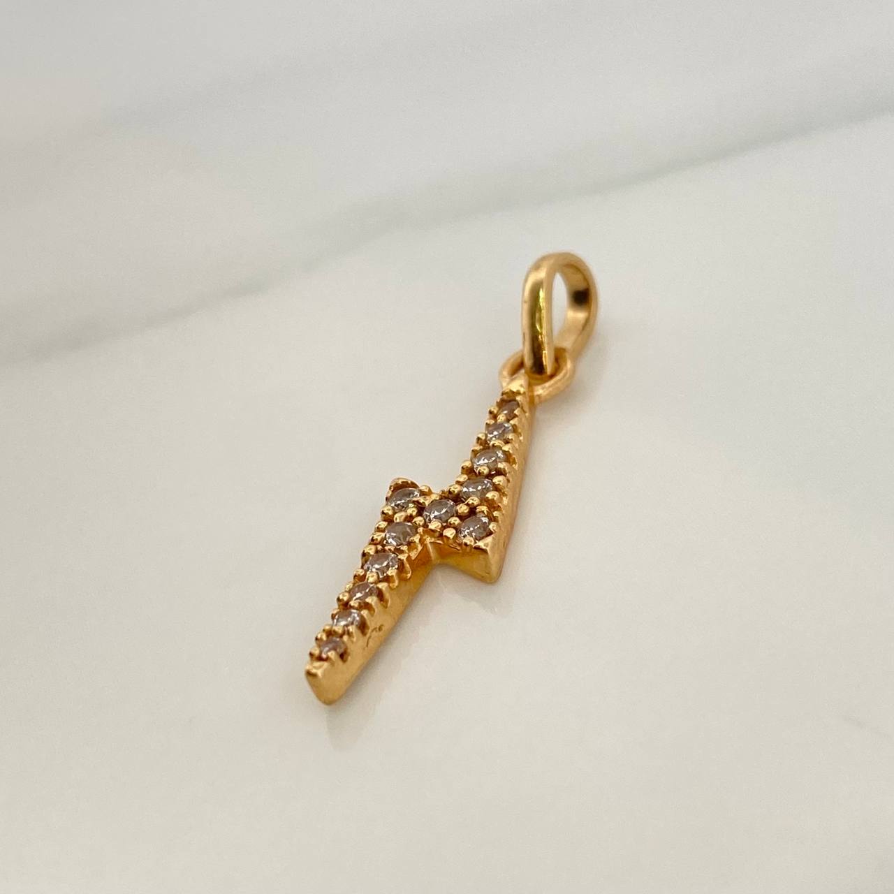 Lightning Bolt Pendant 1.15gr / 1 in / Yellow Gold 18K &