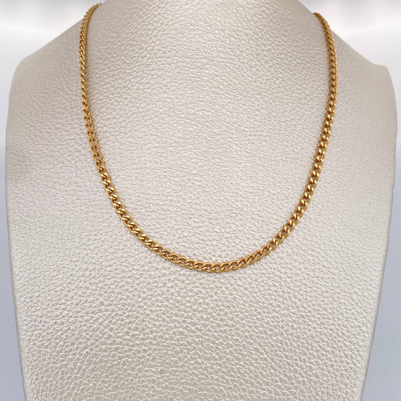 Cadena Cubana 7.2gr / 23 1/2 in / 3mm Oro Amarillo +1 18K $