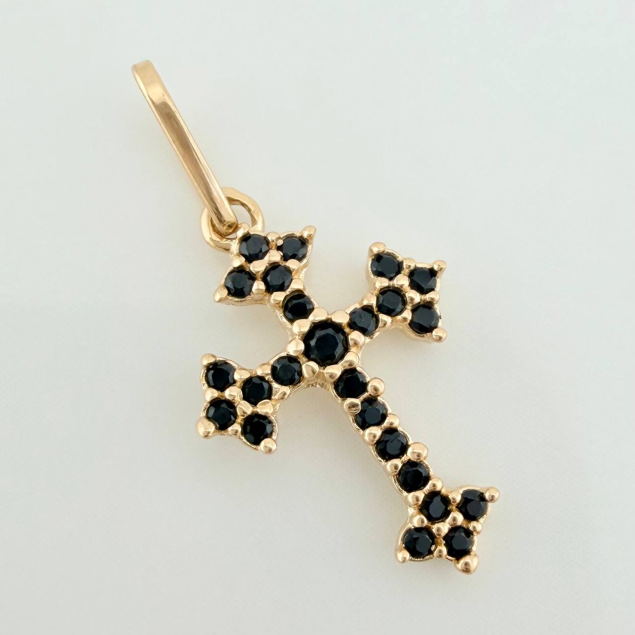 Dije Cruz 0.65gr / 3/4 in / Oro Amarillo 18K &