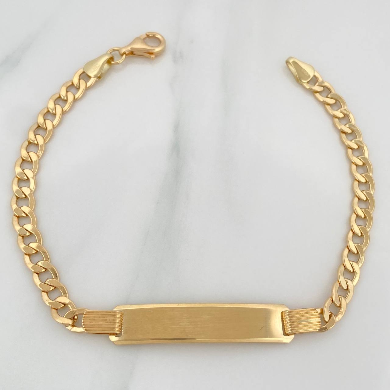 Pulso Placa Cubana 7.3gr / 7 3/4 in / 7mm Oro Amarillo +1 18K $