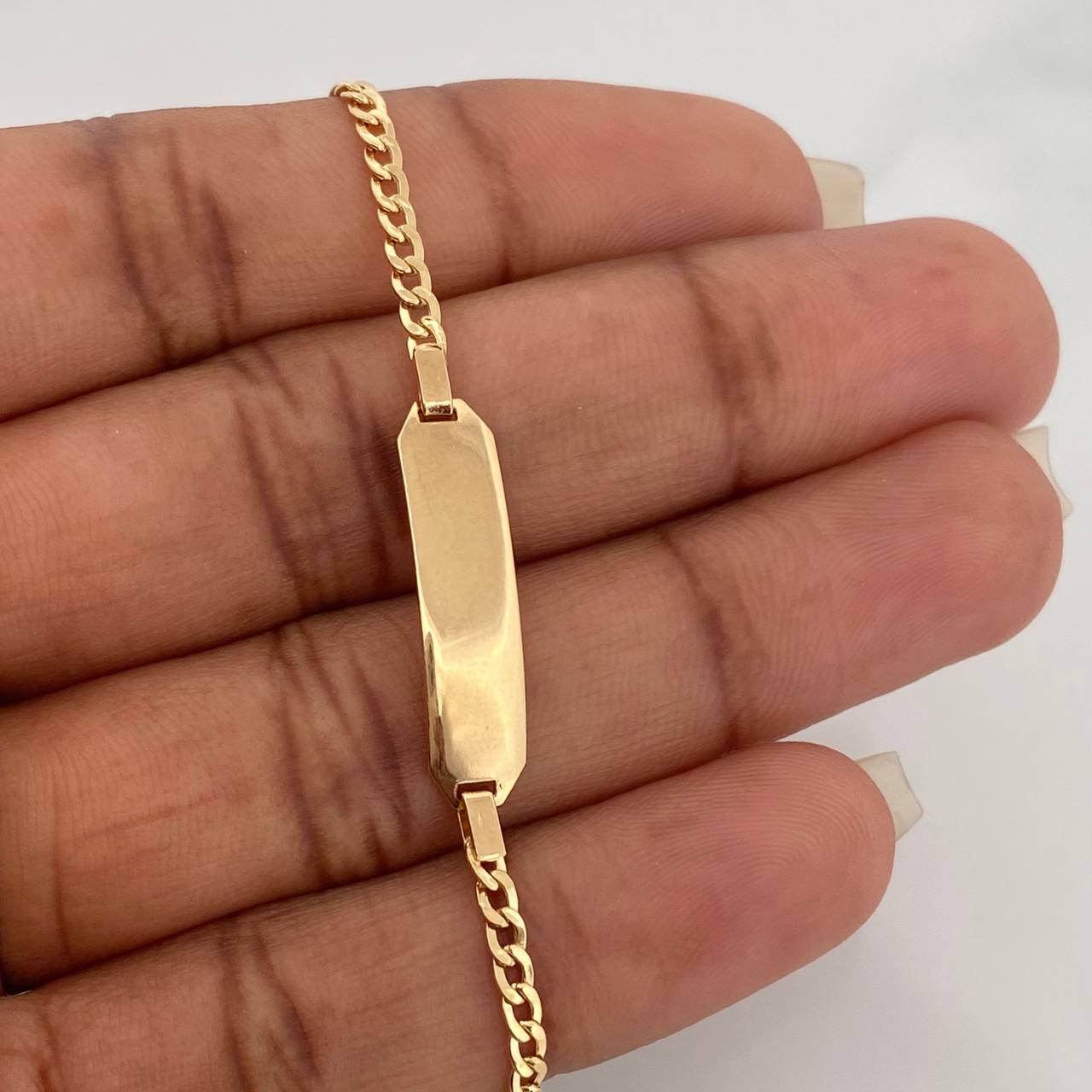 Pulso Placa Cubana 2.1gr / 6 in / 1mm Oro Amarillo +1 18K $
