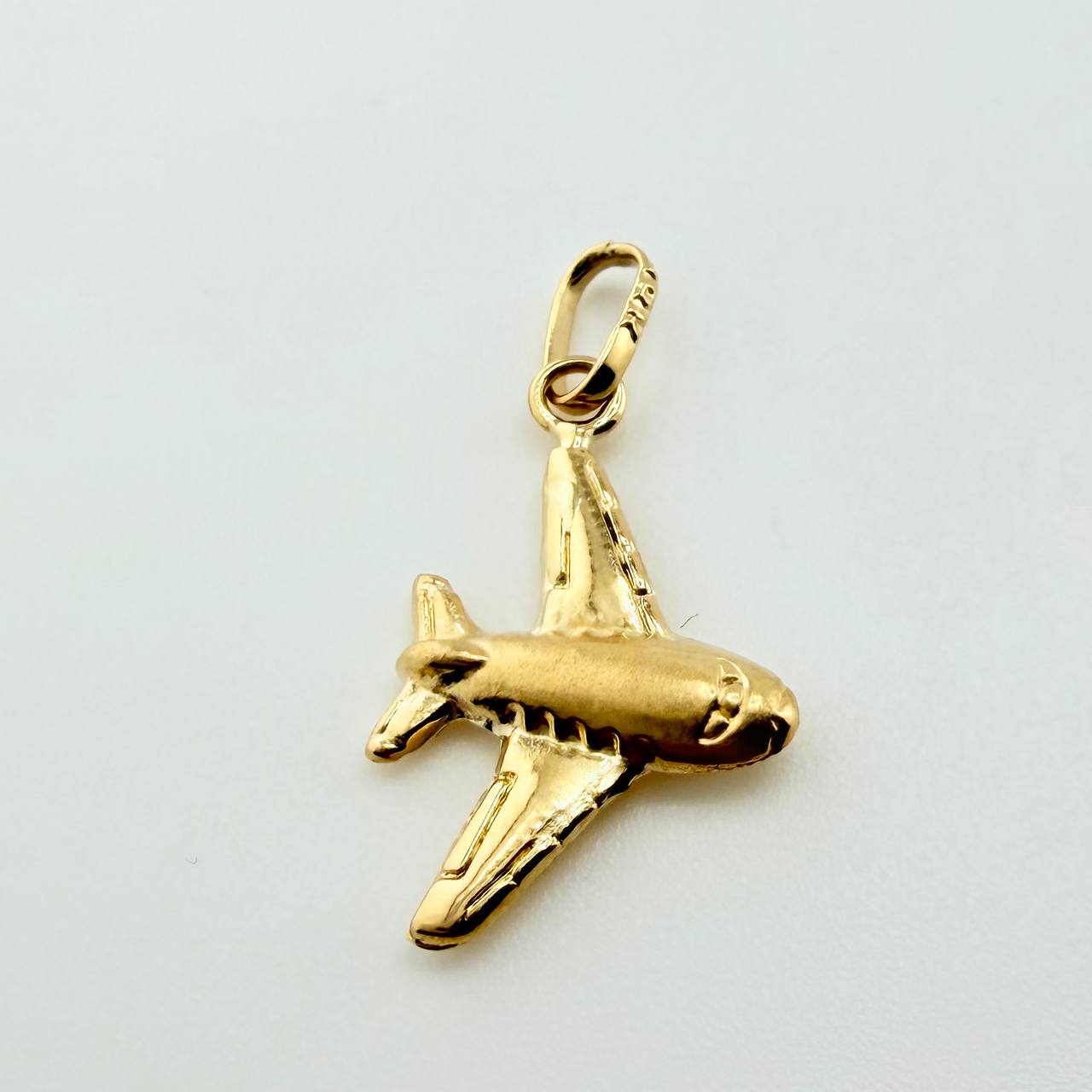 Dije Avion 0.45gr / 2,1 in / Oro Amarillo 18K