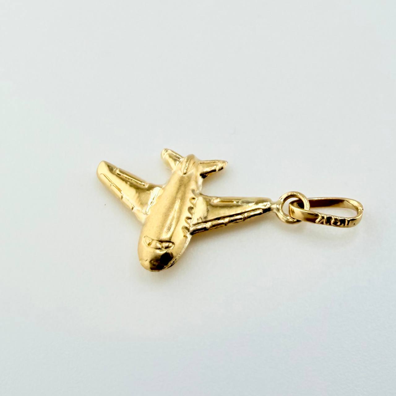 Dije Avion 0.45gr / 2,1 in / Oro Amarillo 18K