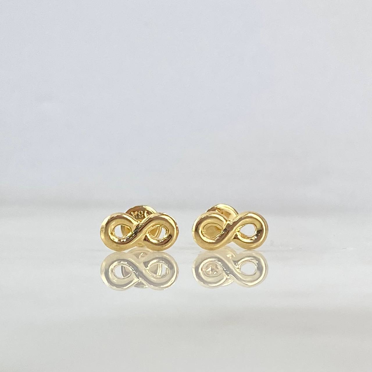 Infinite Stud Earrings 0.65gr / 18K Gold