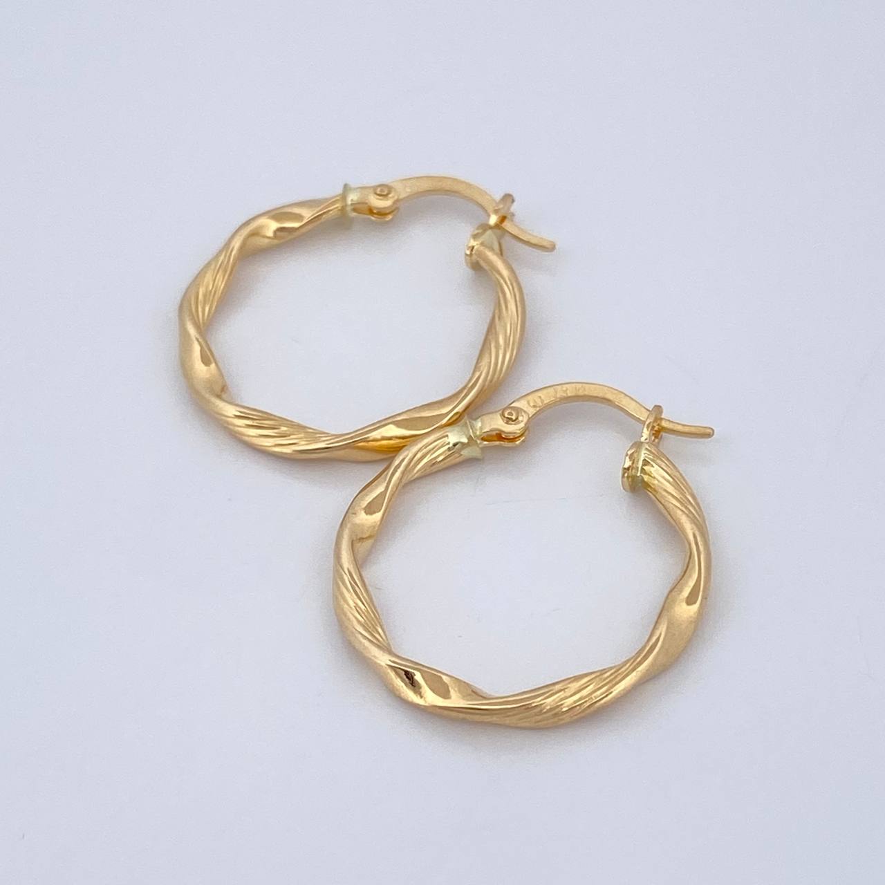 Candongas Asby 1.5gr / 1 in / Oro Amarillo 18K %