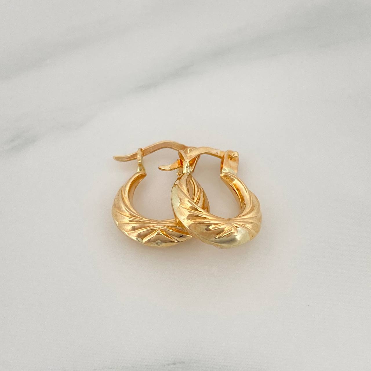 Candongas Tiana 1.15 g / 1/2 in Oro Amarillo 18K
