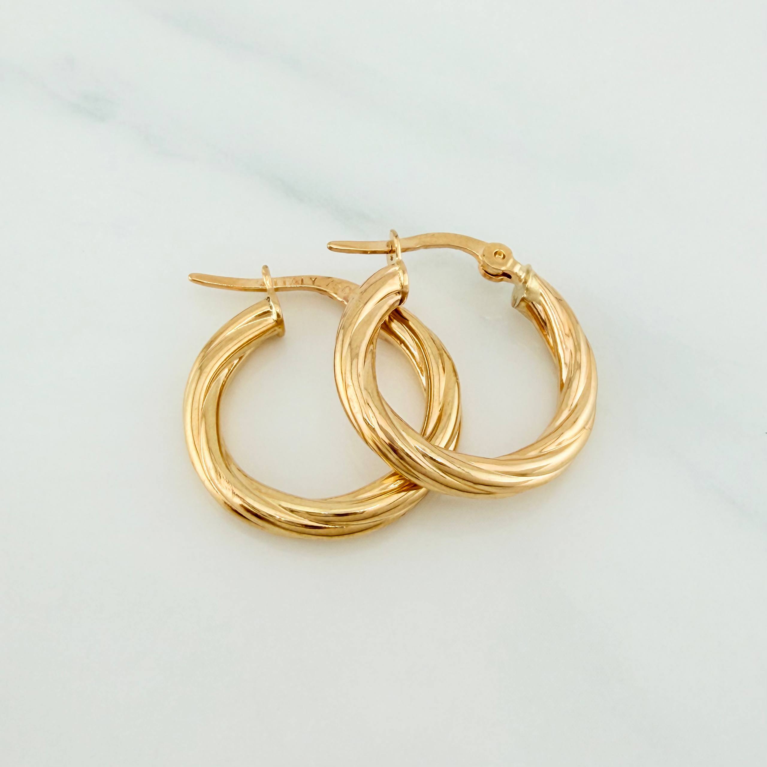Candongas Mary 2.2 g / 3/4 in Oro Amarillo 18K