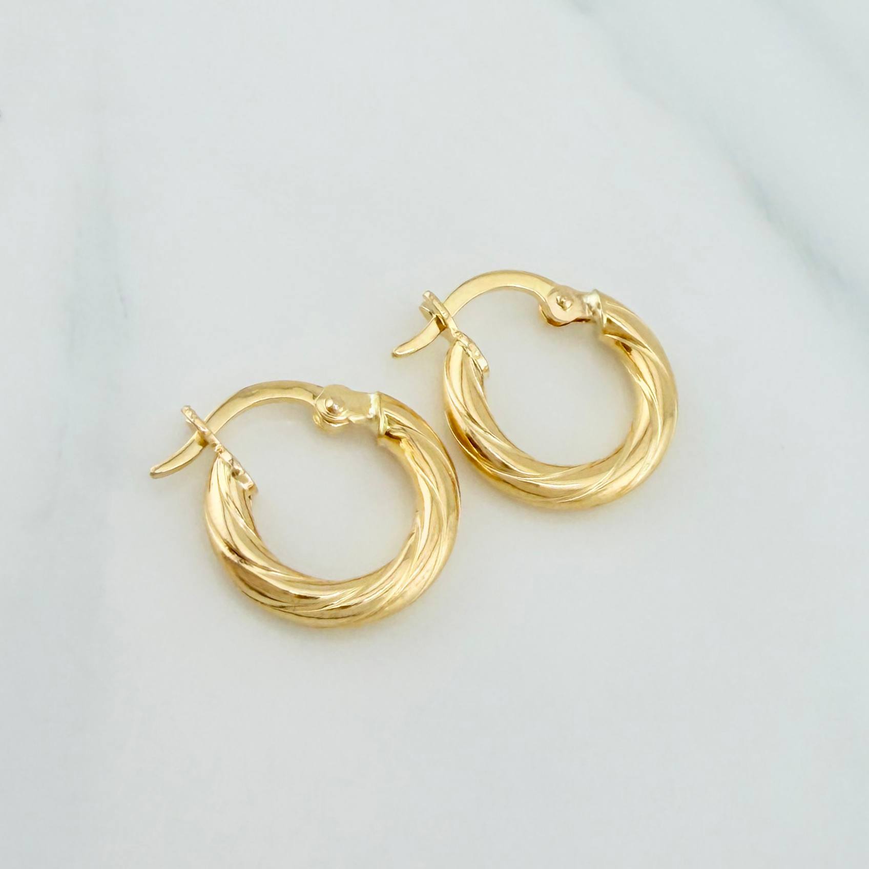 Candongas Mary 1.25 g / 1/2 in Oro Amarillo 18K