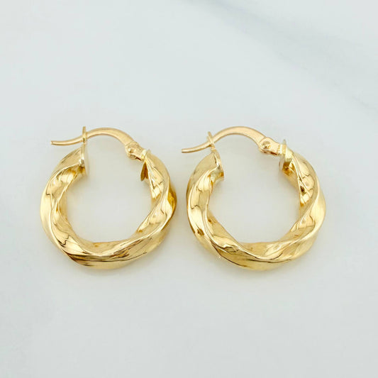 Candongas Kari 2.6 g / 3/4 in Oro Amarillo 18K