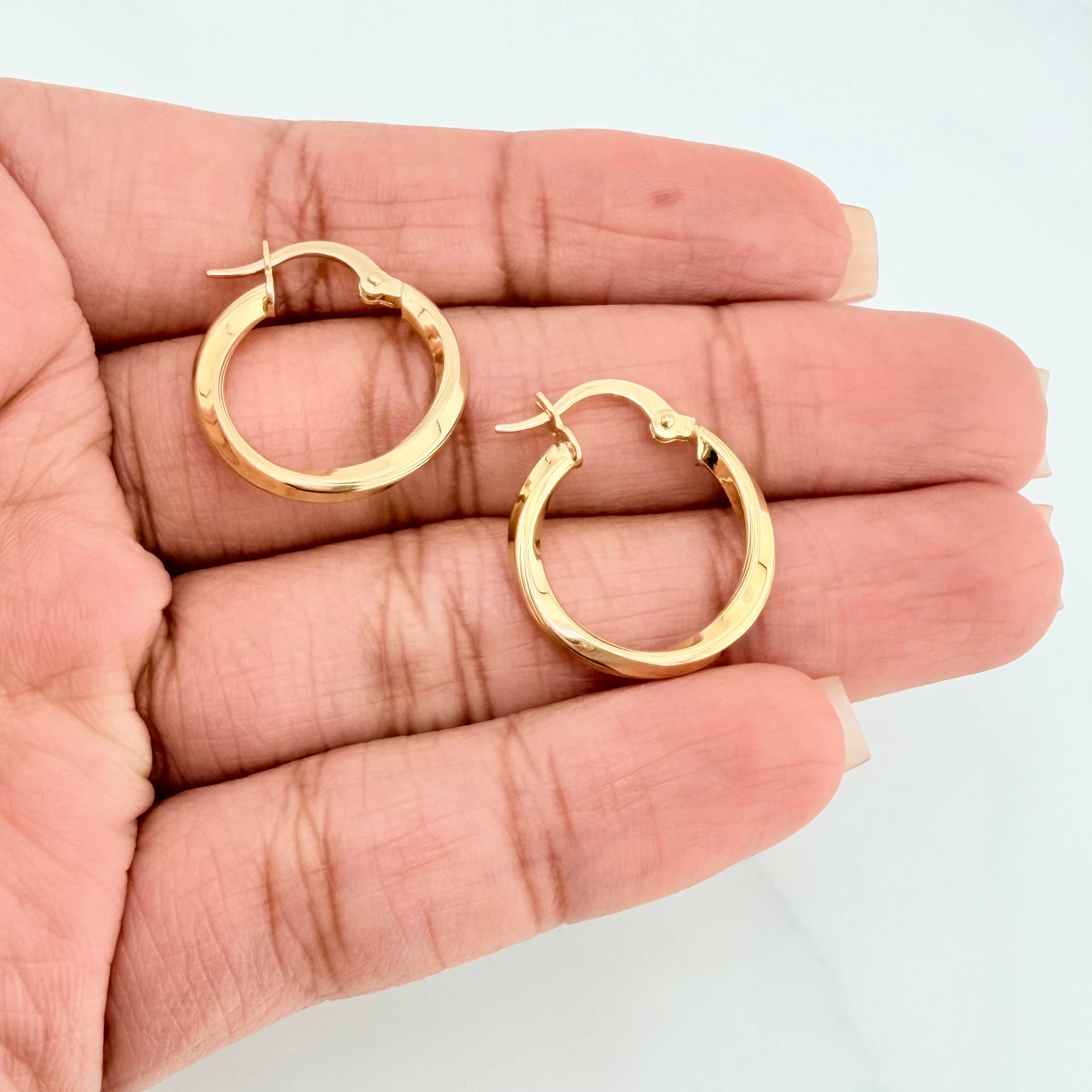 Candongas Mai 1.55 g / 3/4 in Oro Amarillo 18K