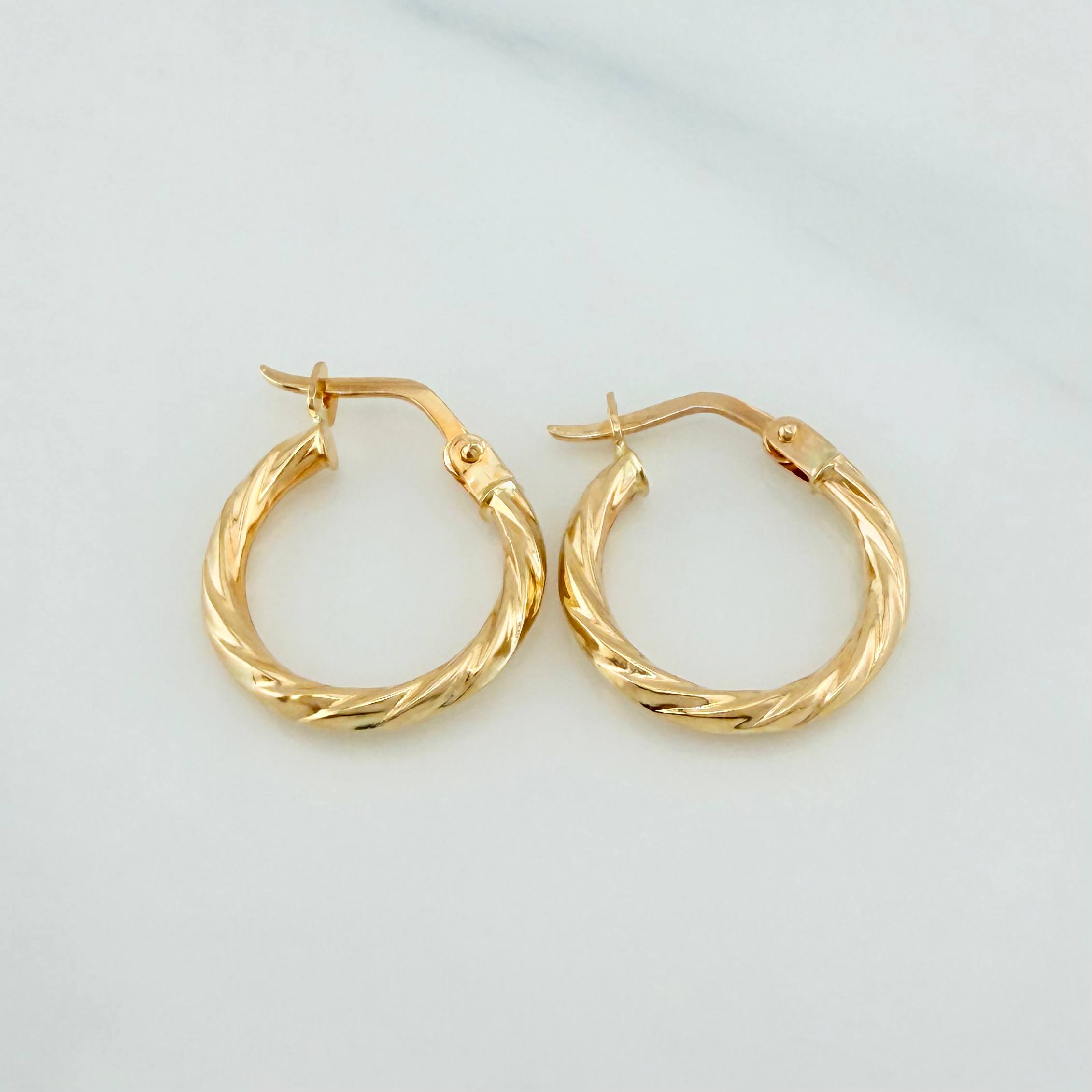 Candongas Mary 1.2 g / 3/4 in Oro Amarillo 18K
