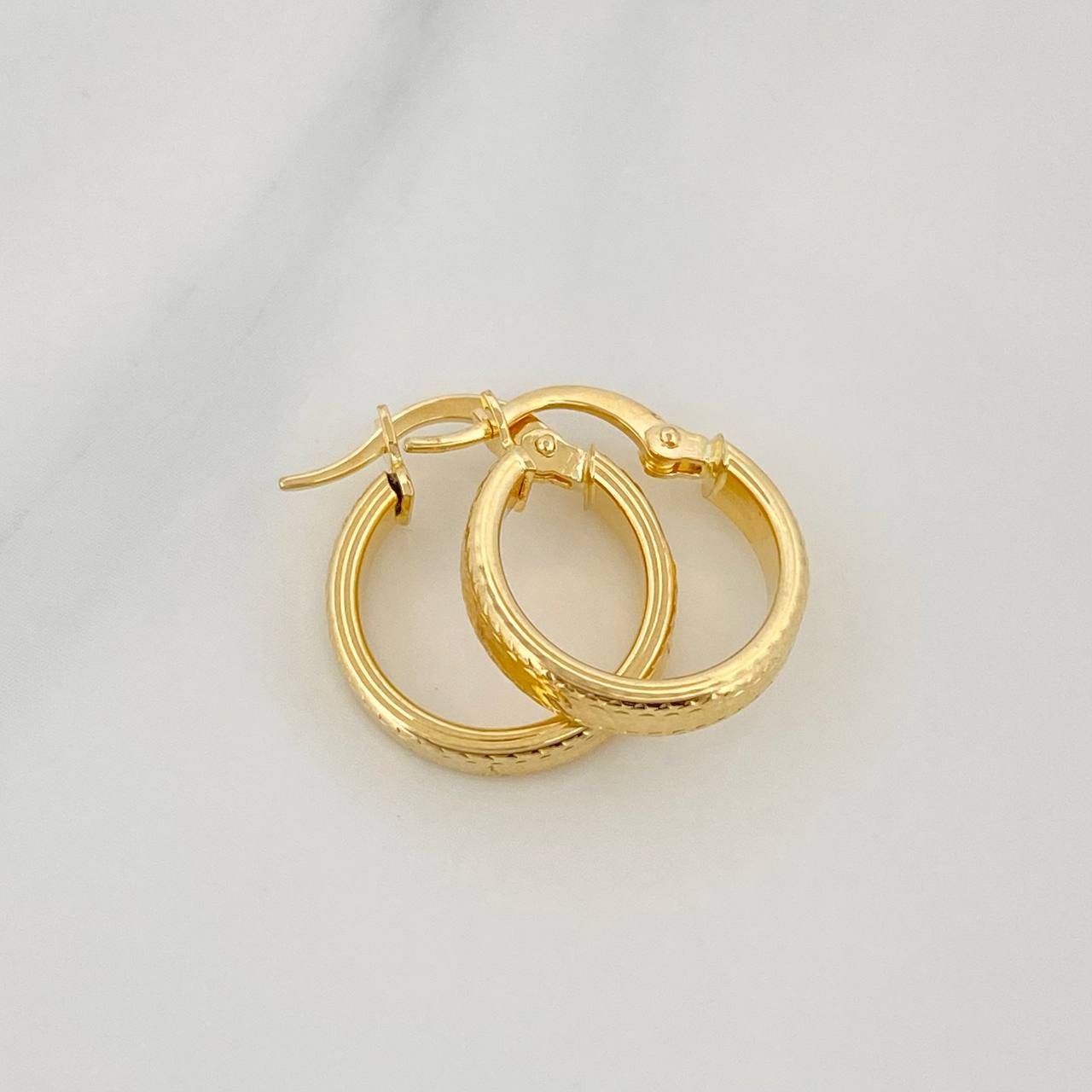 Candongas Fabi 1.7 g / 1/2 in Oro Amarillo 18K