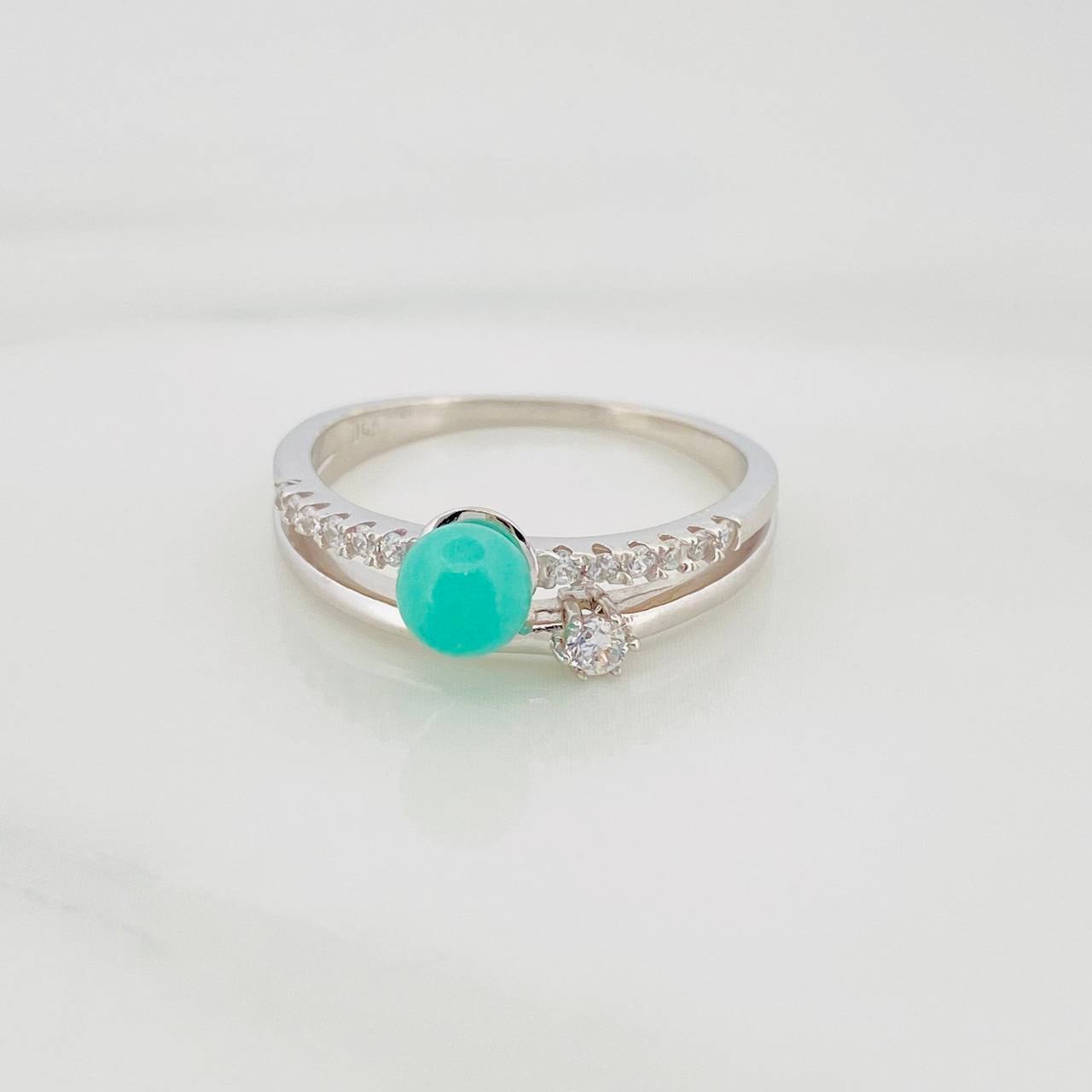 Solitaire Ring Churumbela Emerald 72 Pts 1.95 g / T6 Silver 925