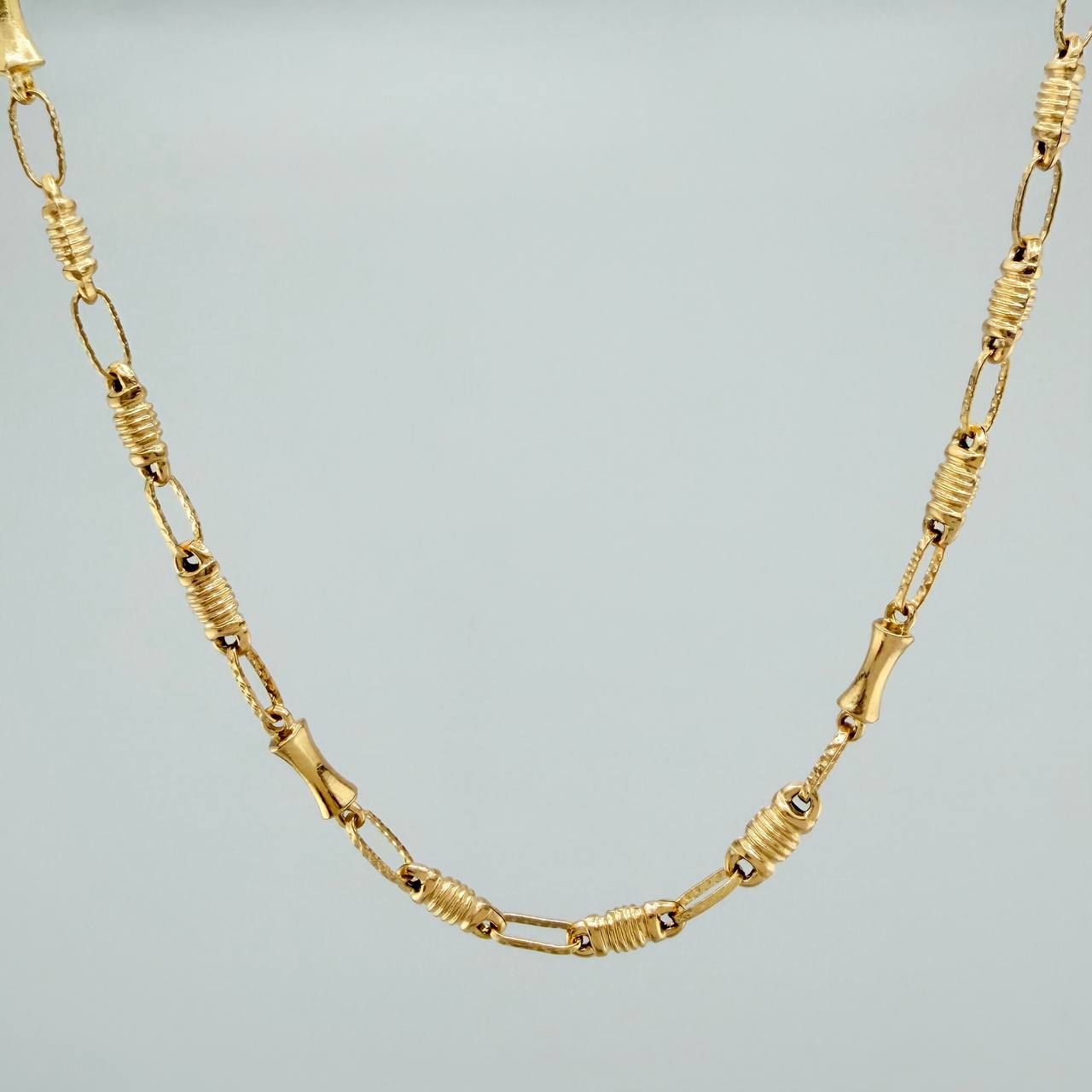 Cadena Rustica Tornillo 9.05gr / 23 1/2 in / 3.5mm Oro Amarillo 18K &