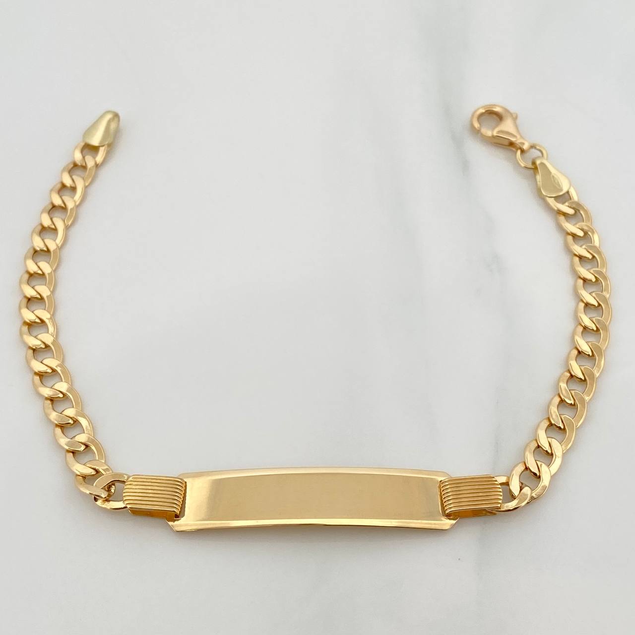 Pulso Placa Cubana 7.5gr / 7 3/4 in / 4.58mm Oro Amarillo +1 18K &