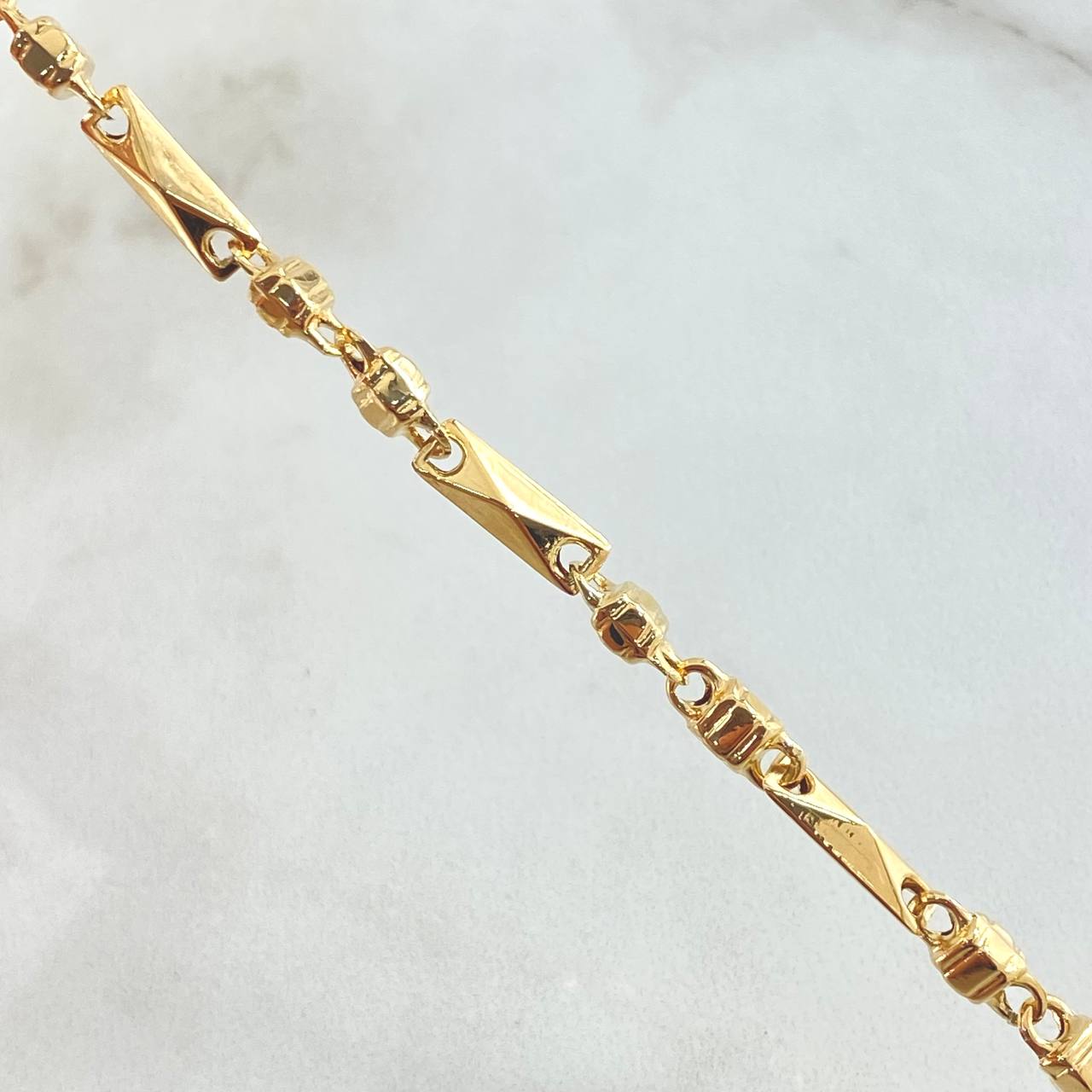 Rustic Spanish Bracelet 5.3gr / 8.1in / 18K Gold ©
