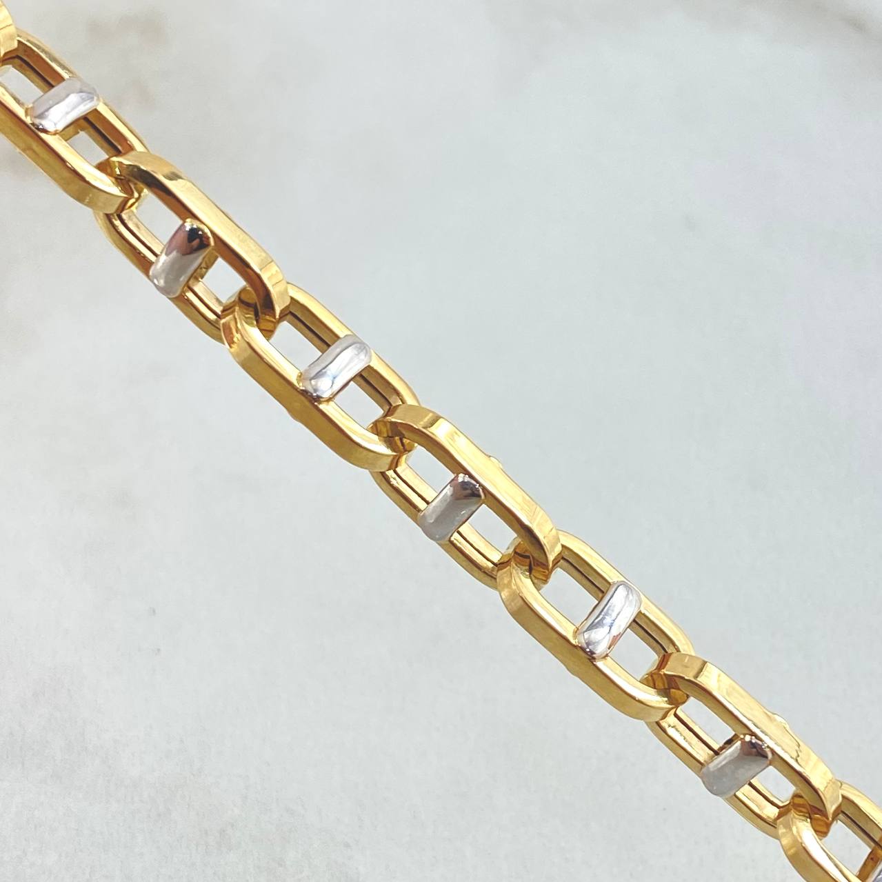 Marinera Box Chain 20.95gr / 23.6in / Two Tone Yellow White 18K +4 ©