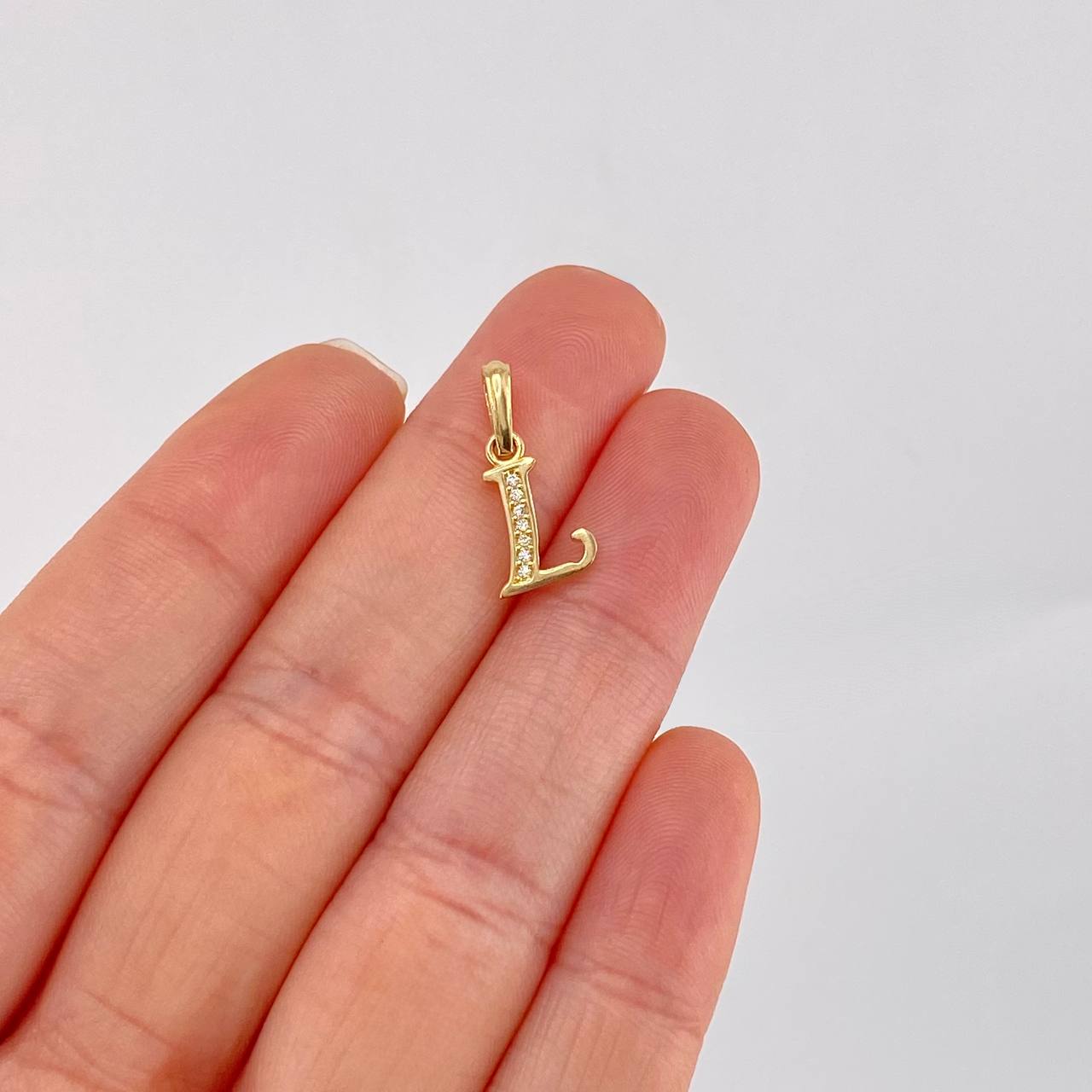 Dije Letra Cursiva L 0.85g / 3/4 in Oro Amarillo 18K