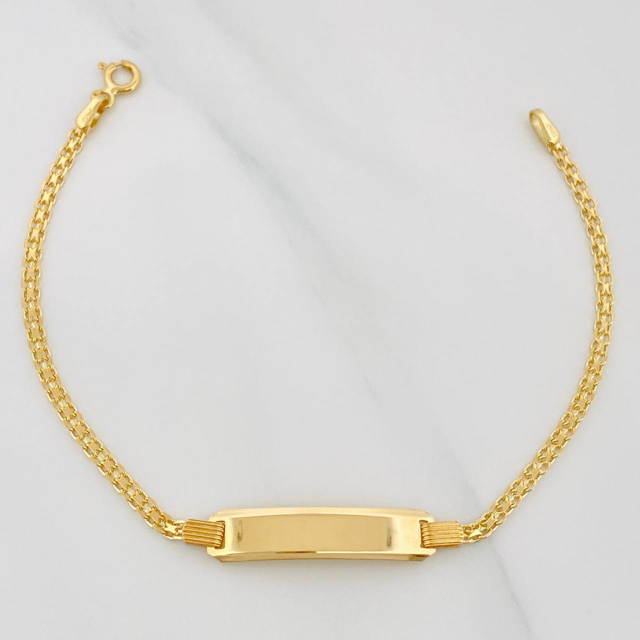 Pulso Chino Placa Rectangular 3.3 g / 6 3/4 in / 2 mm Oro Amarillo 18K