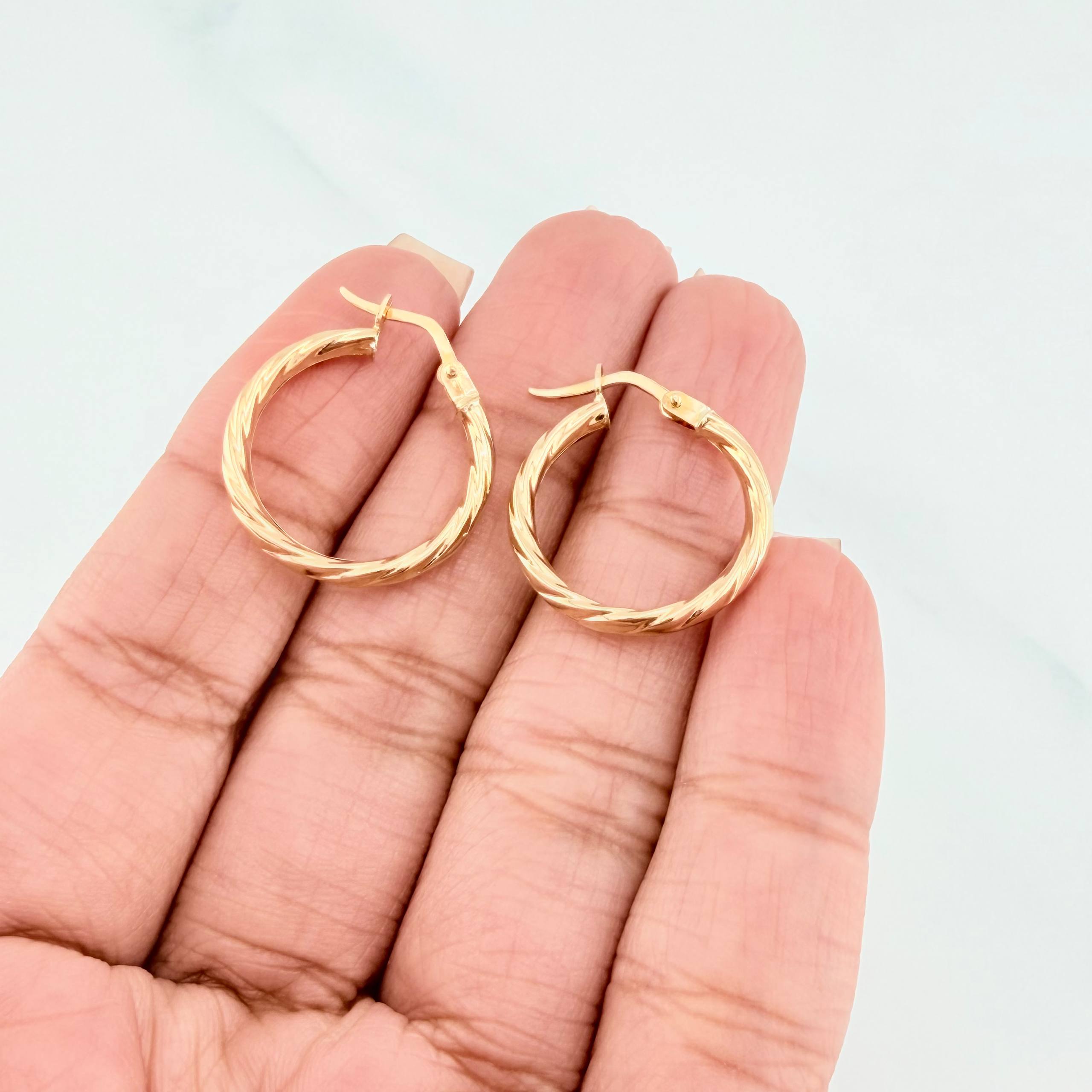 Candongas Celestine 1.55 g / 3/4 in Oro Amarillo 18K