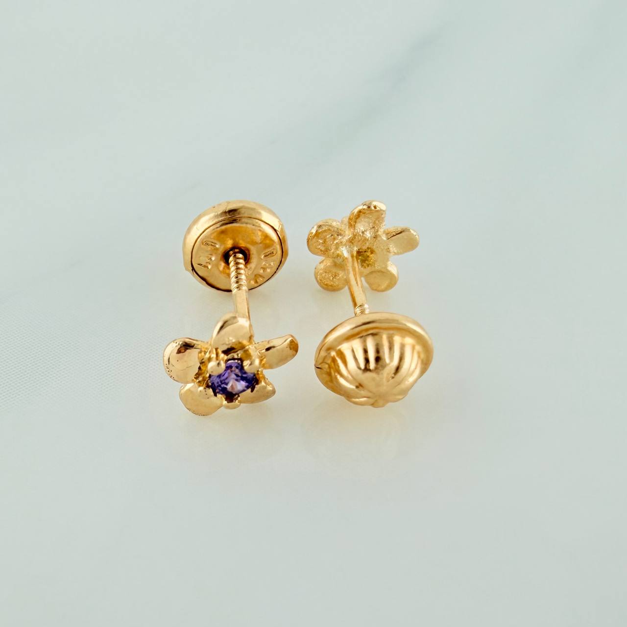 Topos Flor 0.8gr / 2.5mm Oro Amarillo 18K &