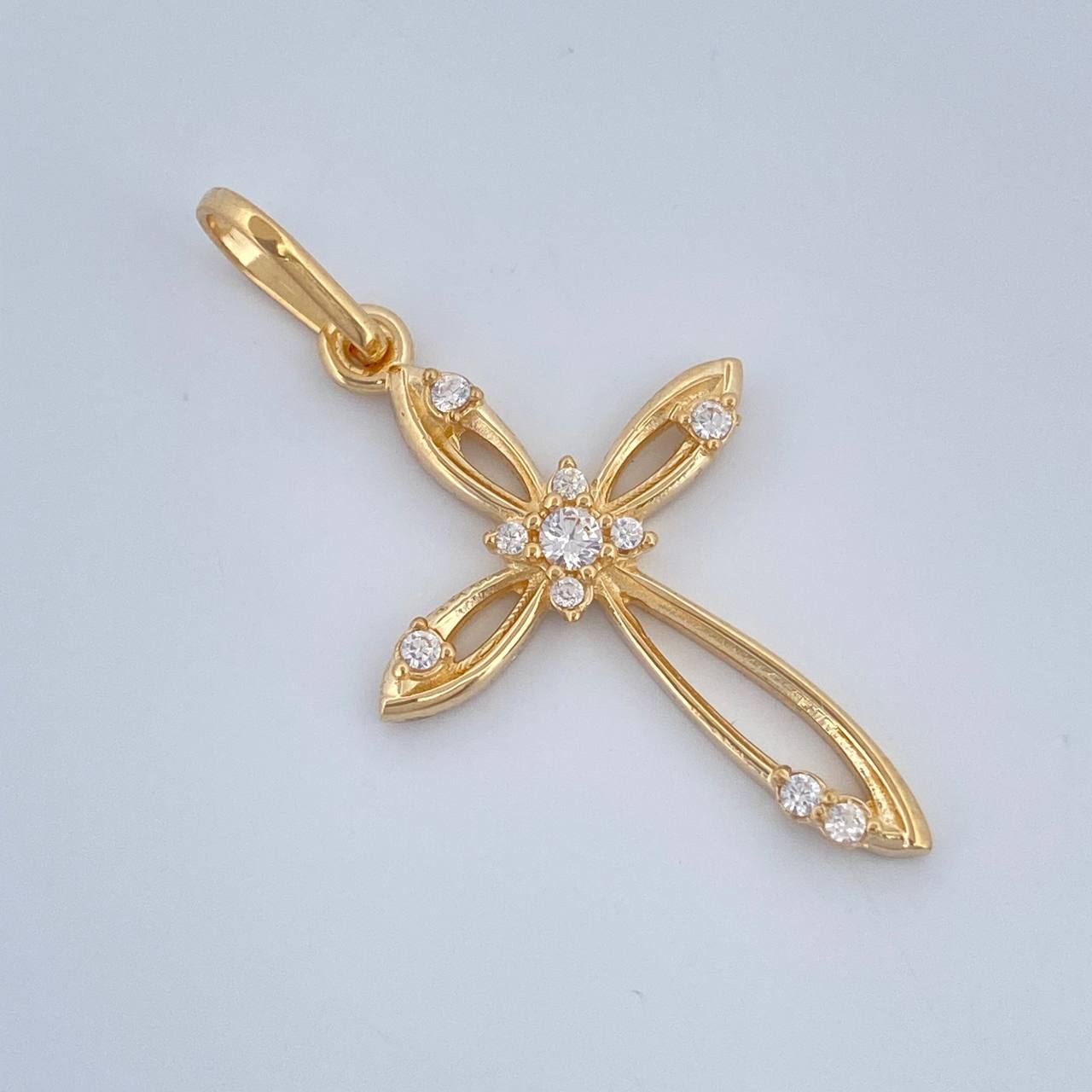 Dije Cruz Isometrica 1.5gr / 1 1/4 in / Oro Amarillo 18K %