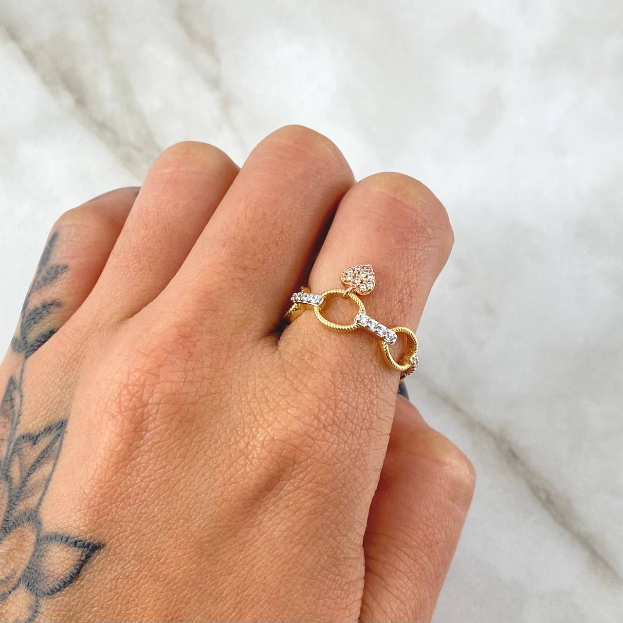 Interlinked Heart Pendant Ring Hoops 3gr / T6 1/4 / White Zircons Three 18K Golds ©