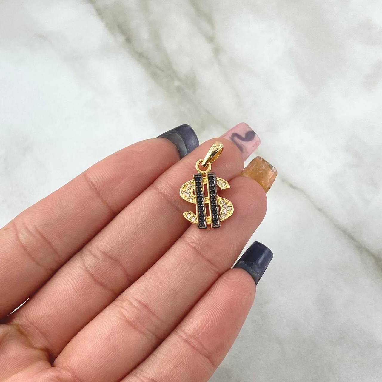 Pendant I Continue Dollar 1.7gr / 2.1cm / White Black Zircons 18K Yellow Gold