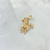 Pendant Horse 2.7gr / 3.2cm / Blue Zircon 18K Yellow Gold