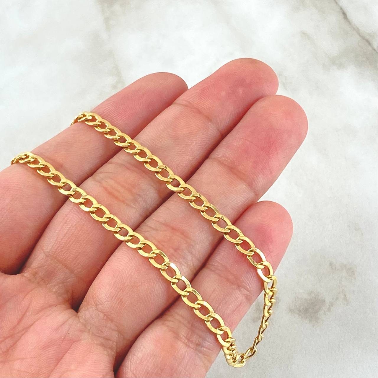 Cuban Links 5.55gr / 23.6in / 18K Gold +1$