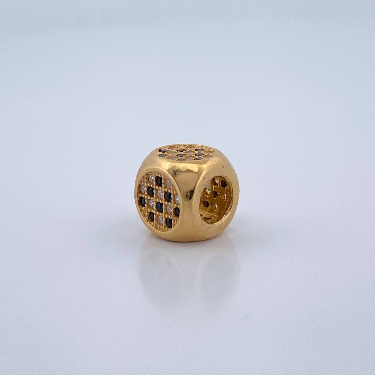 Herraje Cuadrado Dado 2.3gr / 1/2 in / Oro Amarillo 18K %