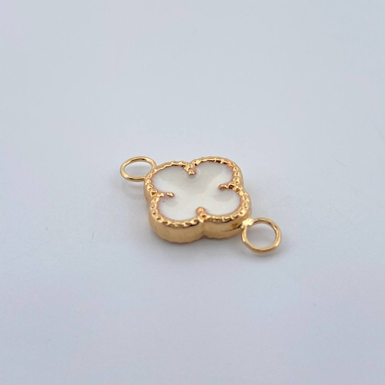 Herraje Trebol 0.55gr / 3/4 in / Oro Amarillo 18K %