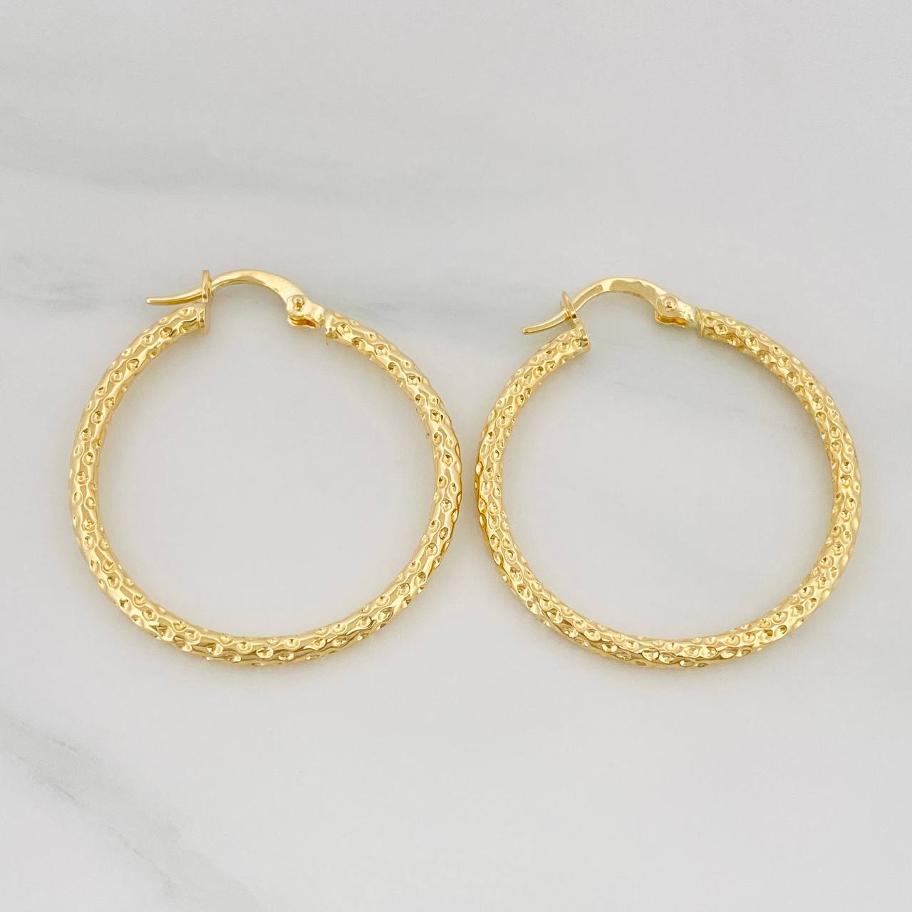 Candongas Tefi 2.1 g / 1 1/4 in Oro Amarillo 18K