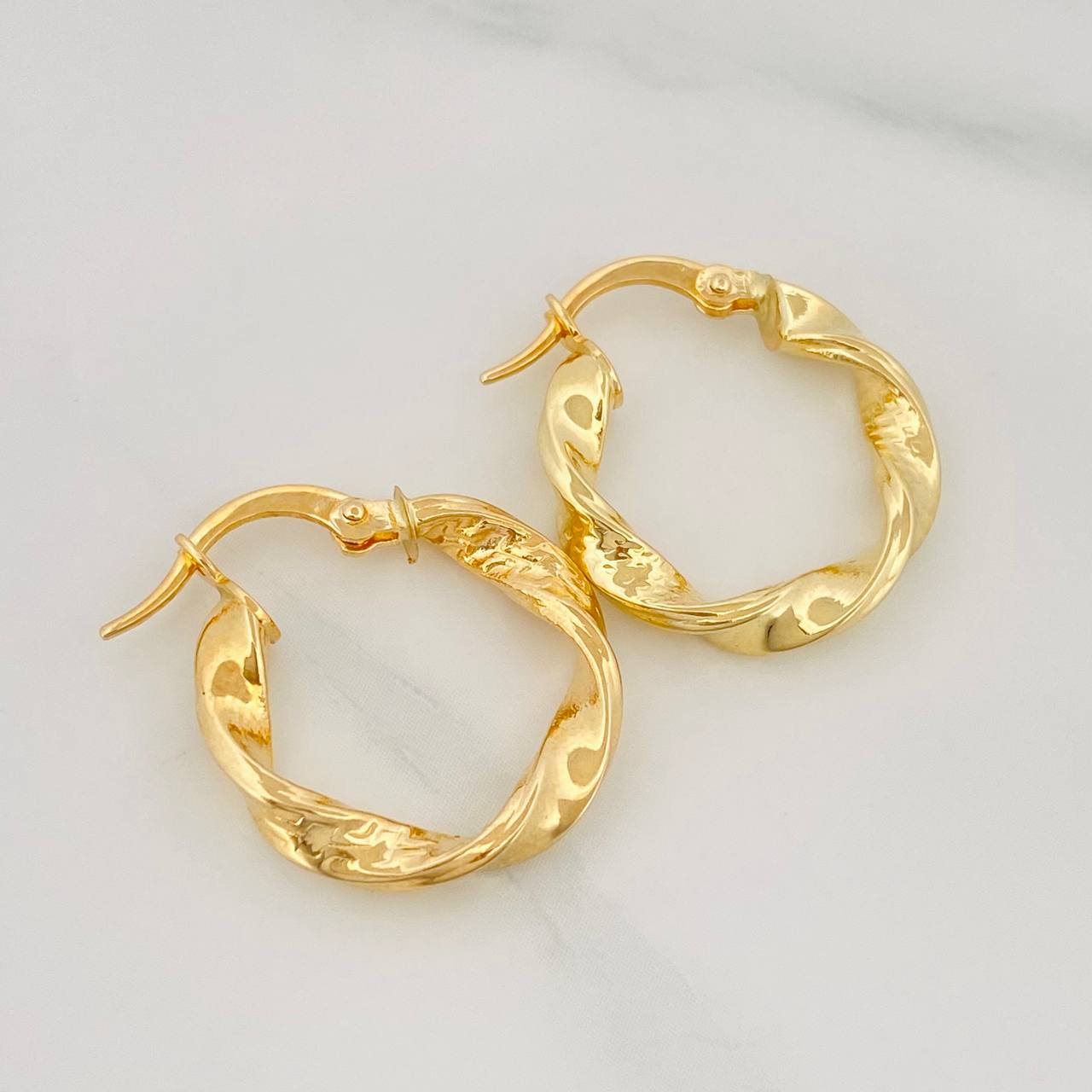 Candongas Remi 1.75 g / 3/4 in Oro Amarillo 18K
