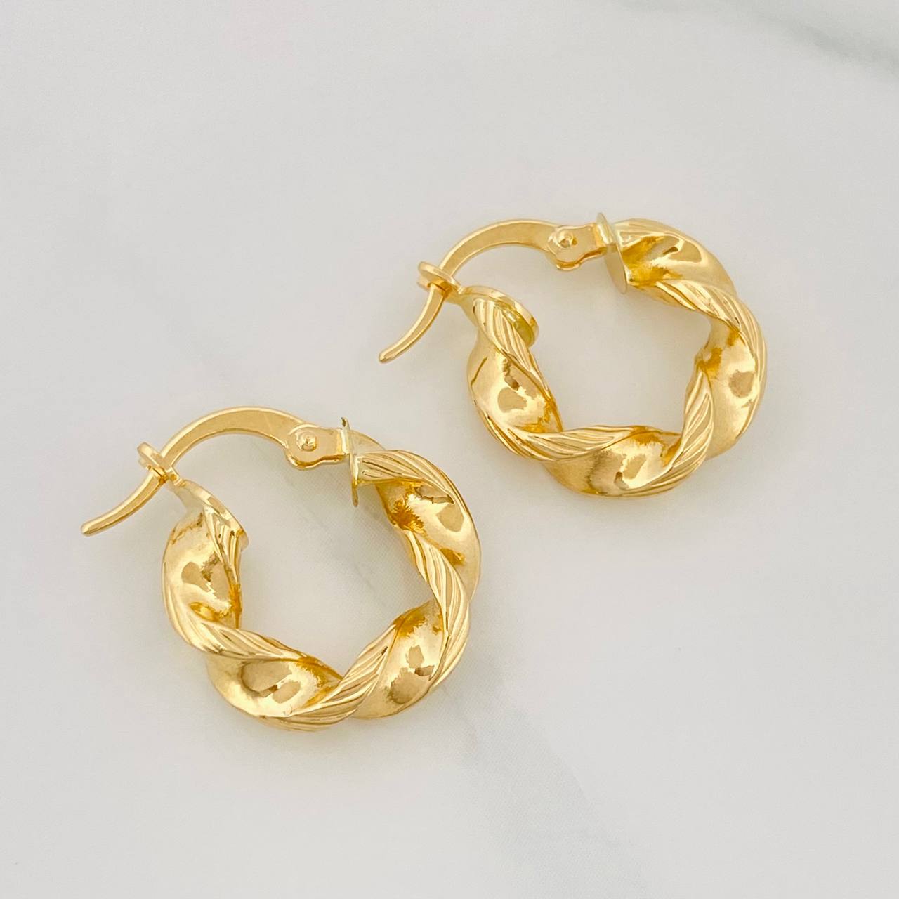 Candongas Milu 2.15 g / 3/4 in Oro Amarillo 18K