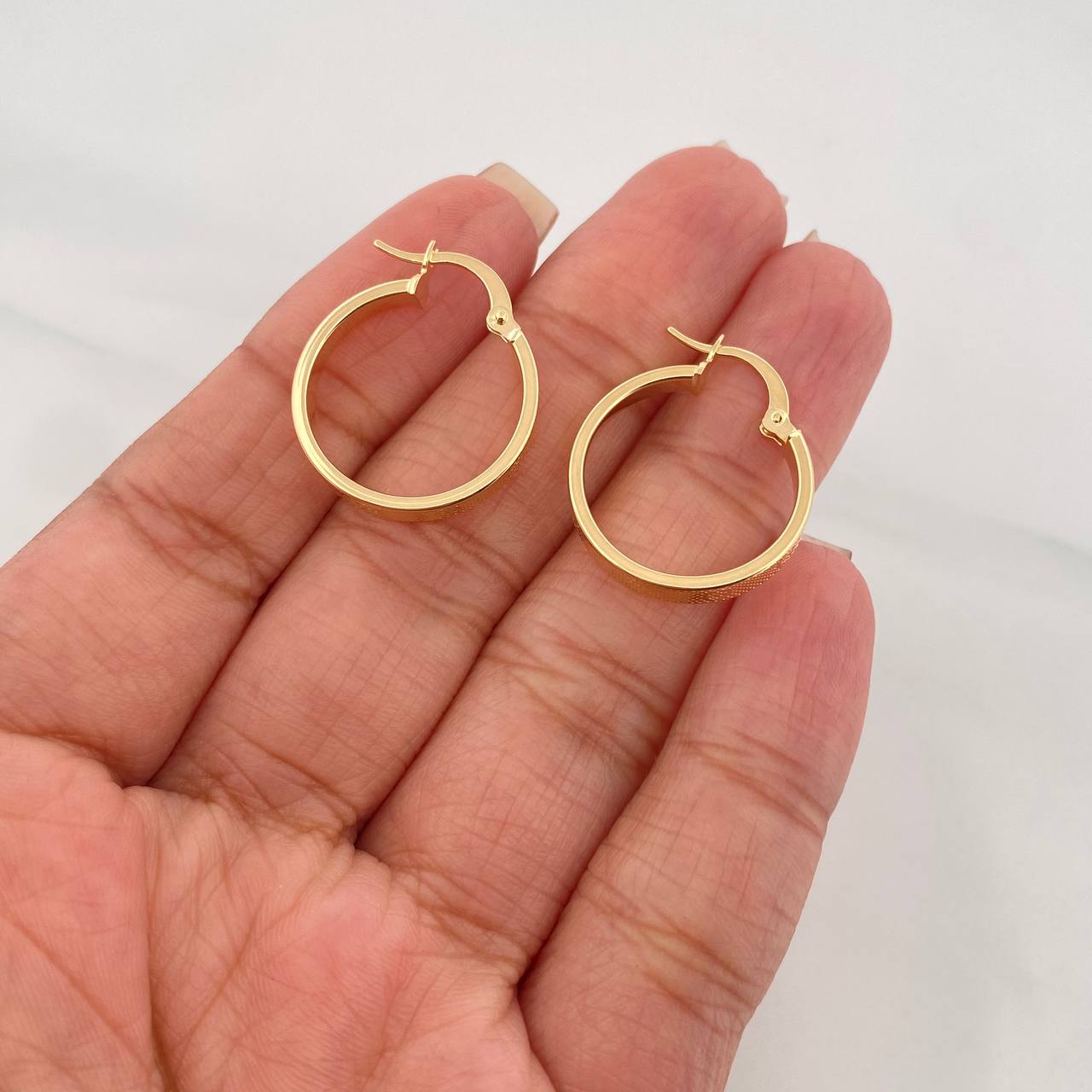 Candongas Tornillo 1.8 g / 1 in Oro Amarillo 18K