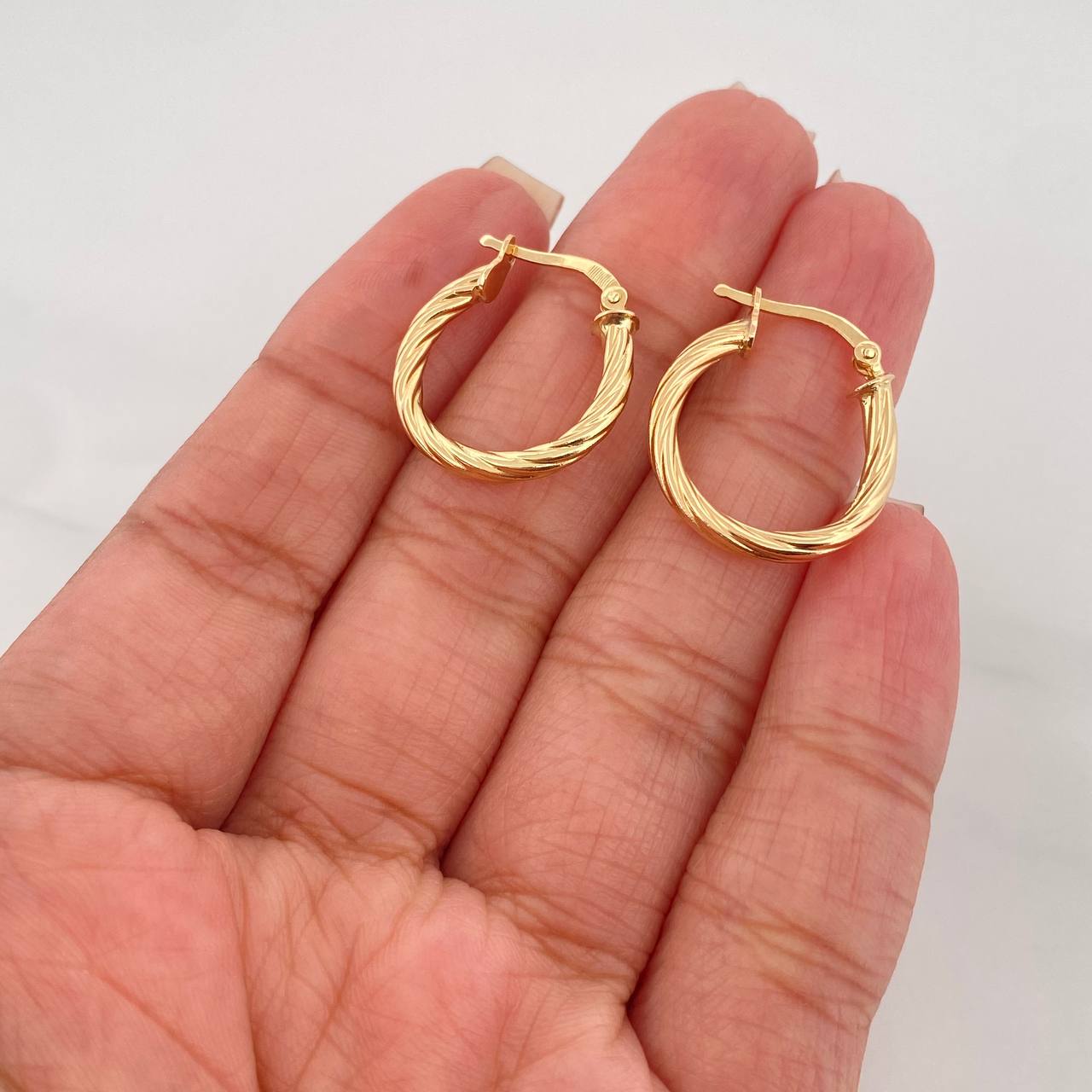 Candongas Mary 2.05 g / 3/4 in Oro Amarillo 18K