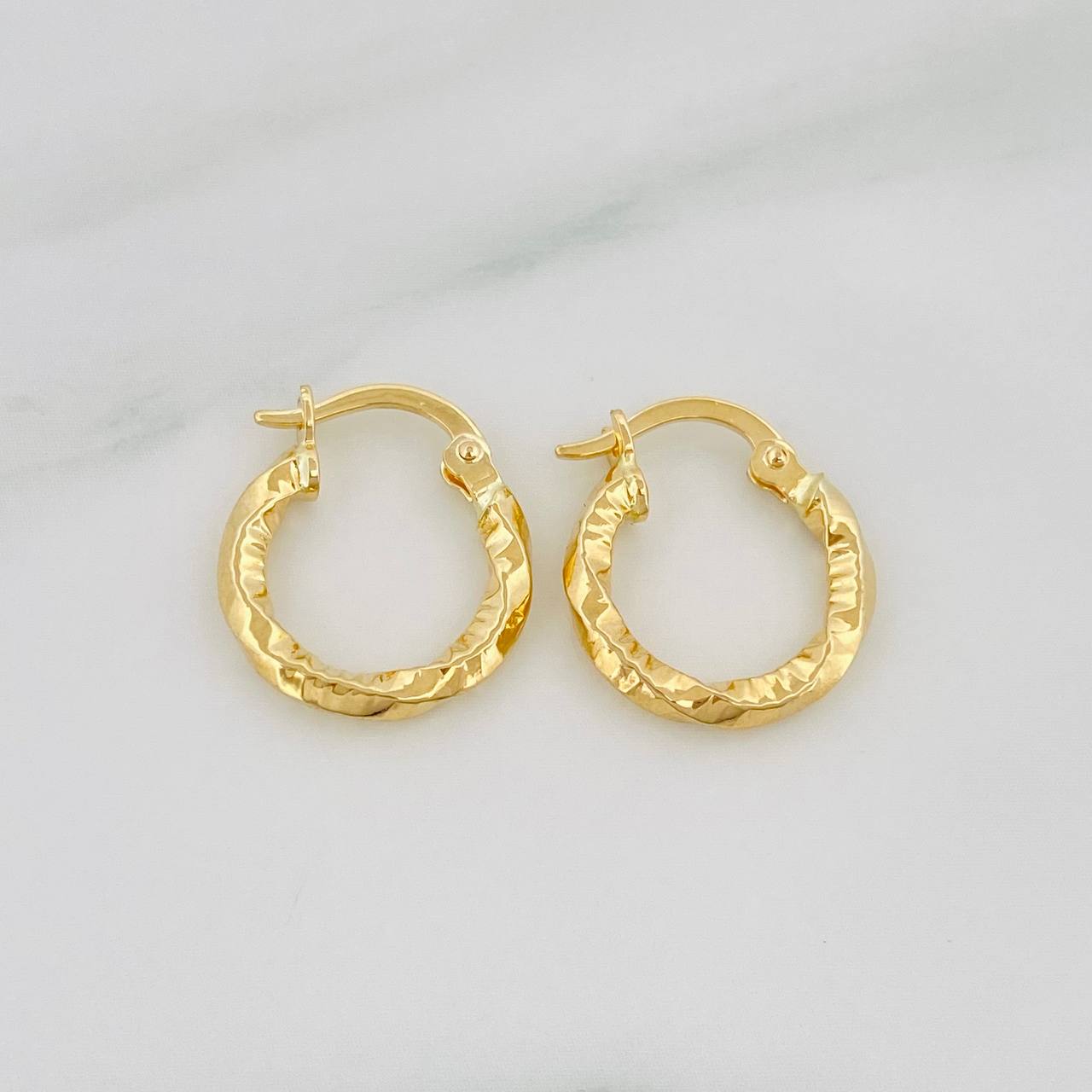 Candongas Megan 1.1 g / 1/2 in Oro Amarillo 18K