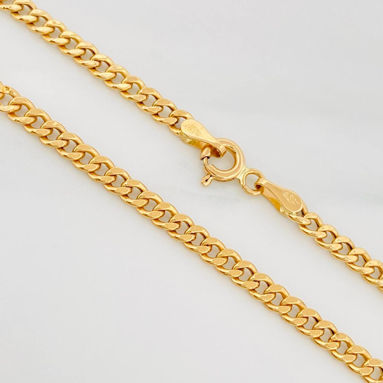 Cadena Cubana 6.55 g / 24 1/4 in / 2.8 mm Oro Amarillo 18K