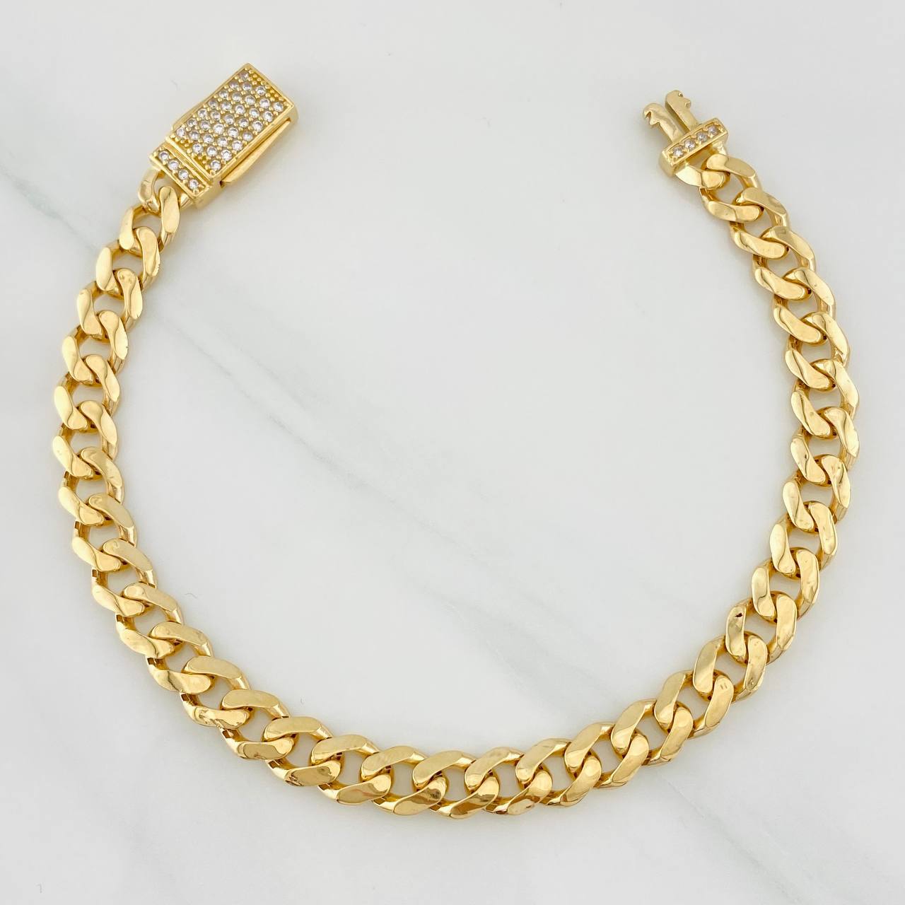Bracelet Cubana 9.8g / 7 3/4 in / 6.53mm Yellow Gold 18K