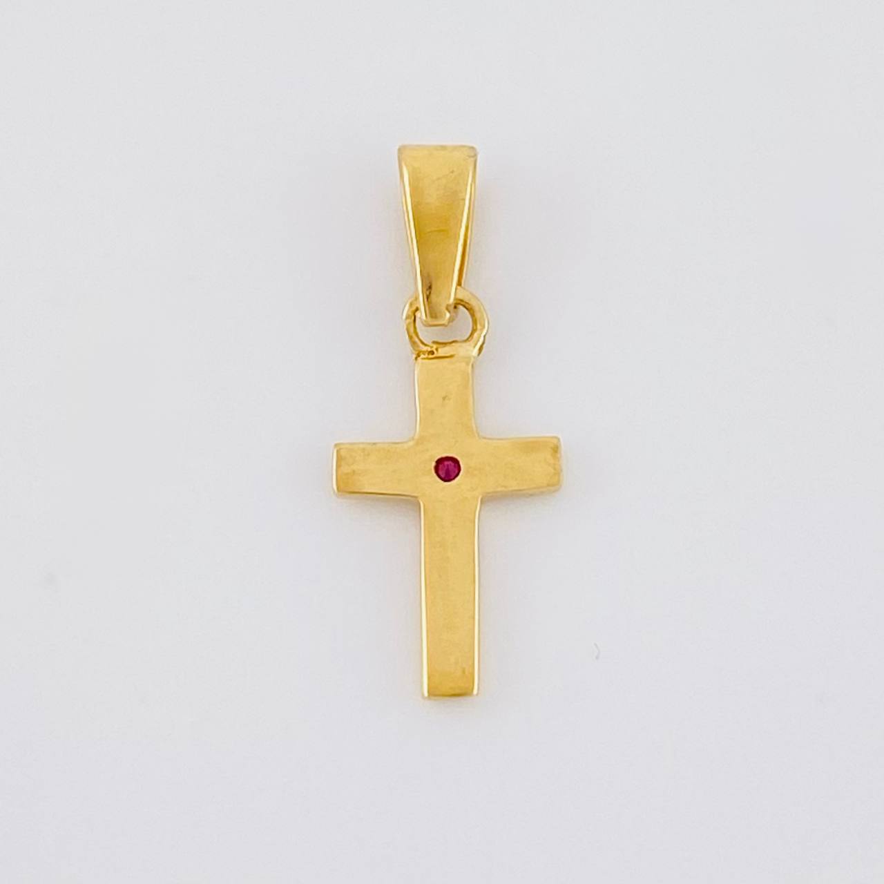 Plain Cross Pendant Ruby 5pts 0.5g / 3/4 in 18K Yellow Gold