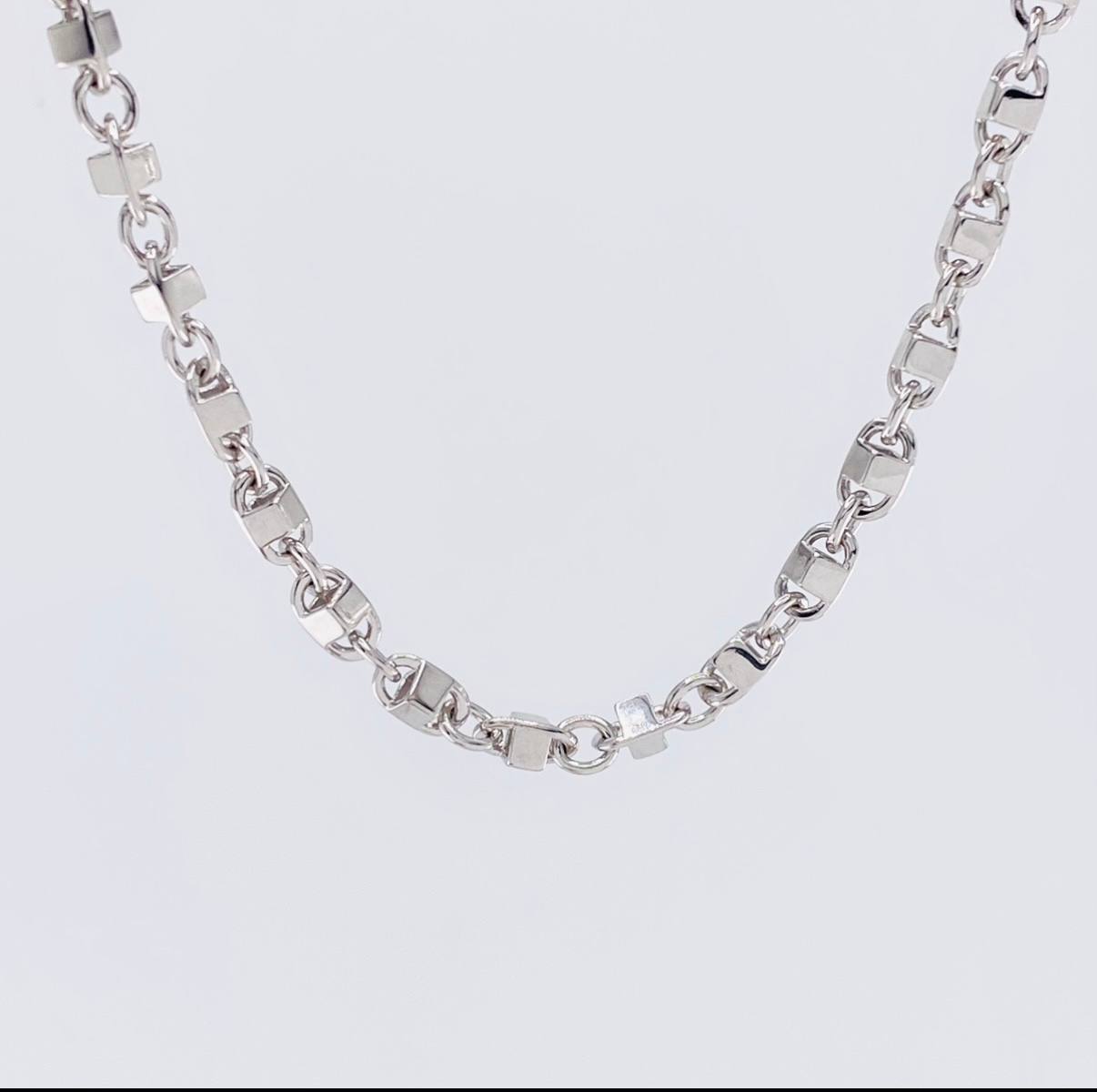 Cadena Rustica Cubica 43g / 26 in / 4.9mm Oro Blanco 18K