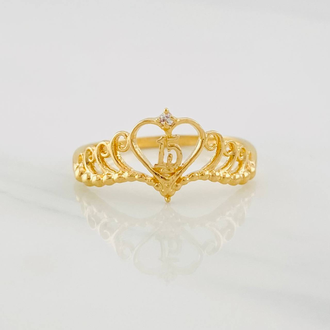 Heart Crown Ring 15's 1.5g / T6 3/4 Yellow Gold 18K