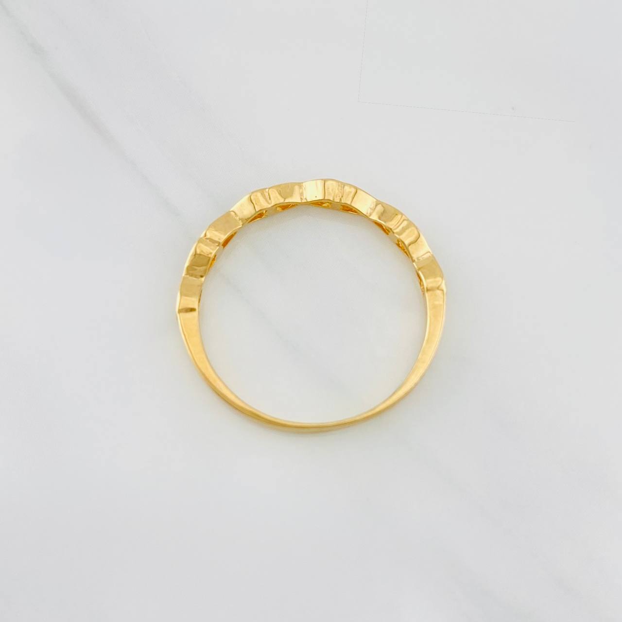 Anillo Infinitos 1.4g / T5 1/2 Oro Amarillo 18K